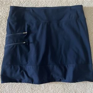 ATHLETA Navy Blue Skort - Size Large